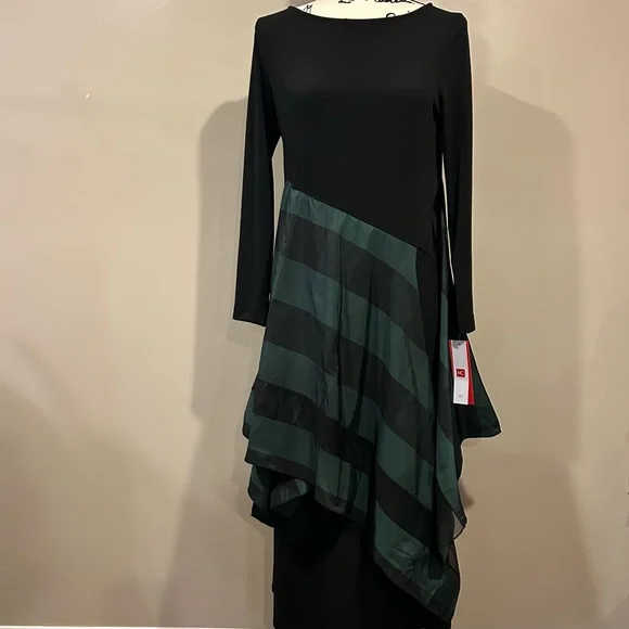 IC Collection Apron ITY Boat Neck Asymmetrical Contrast Layered Dress - Picture 5 of 8